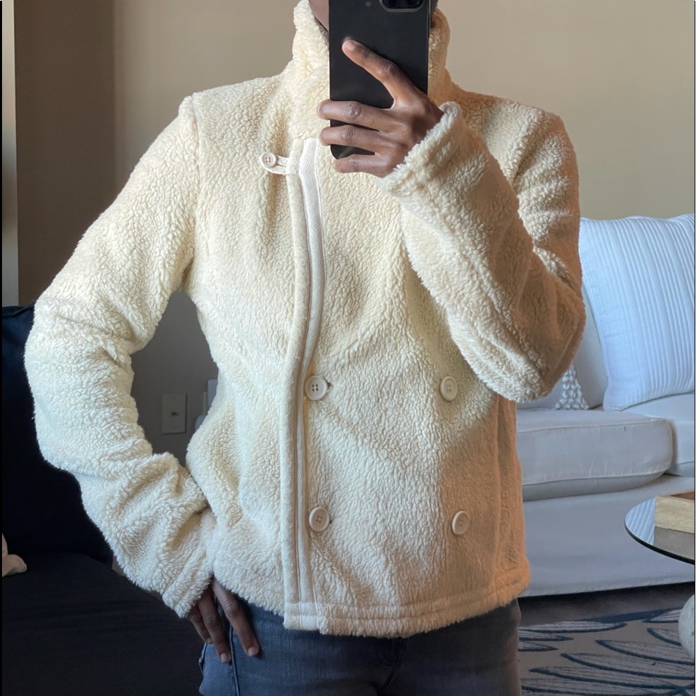 Standard James Perse Faux Shearling Sherpa Cream Double Breasted Coat, 1 Small.